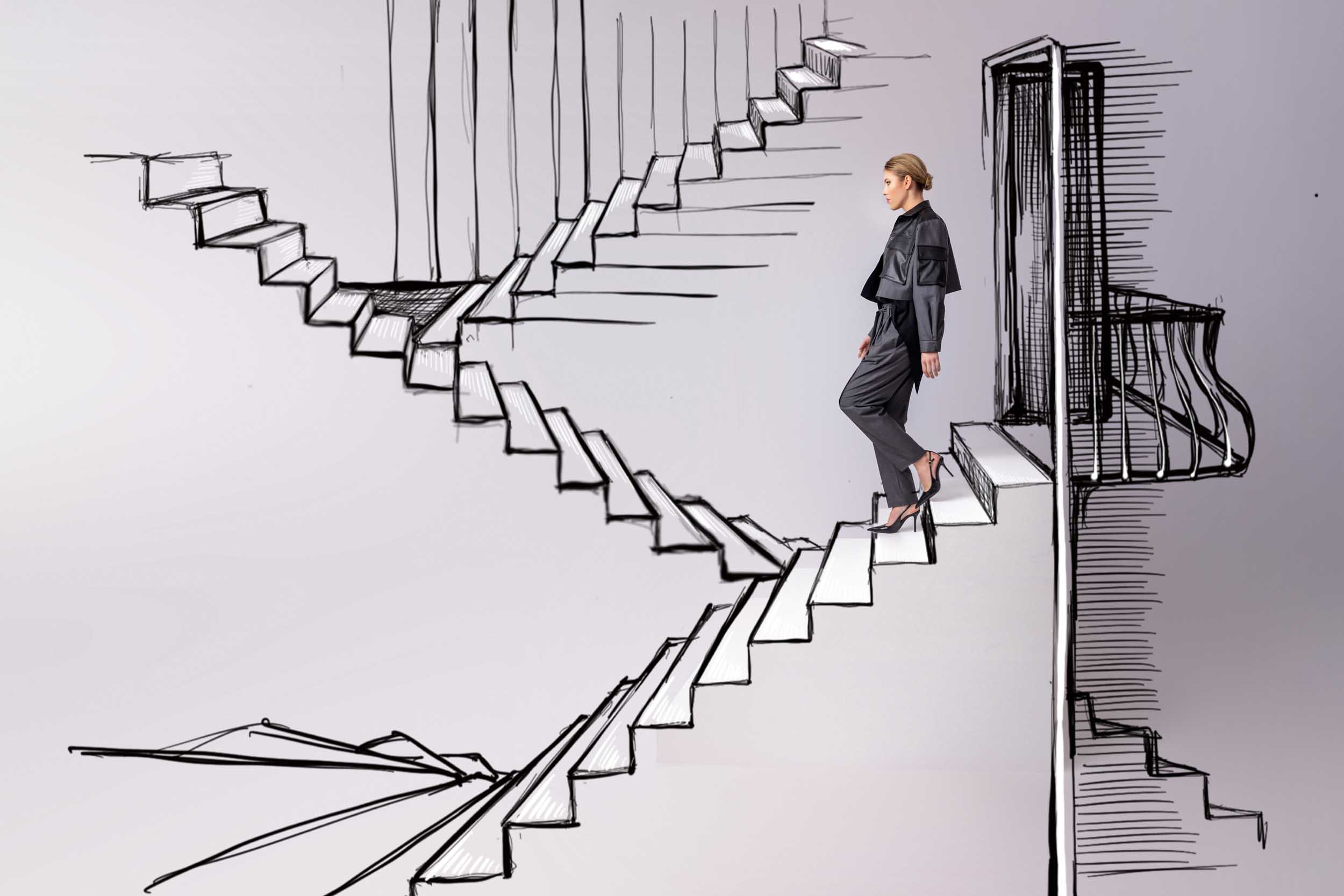 Eine Frau in extravaganter Mode geht Treppen herunter